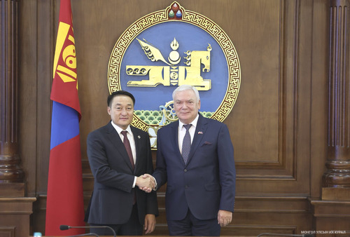 УИХ-ын дарга Д.Амарбаясгалан Бүгд Найрамдах Польш Улсын Сеймийн гишүүн, Польш-Монголын парламентын бүлгийн дарга Станислав Горчыцаг хүлээн авч уулзлаа